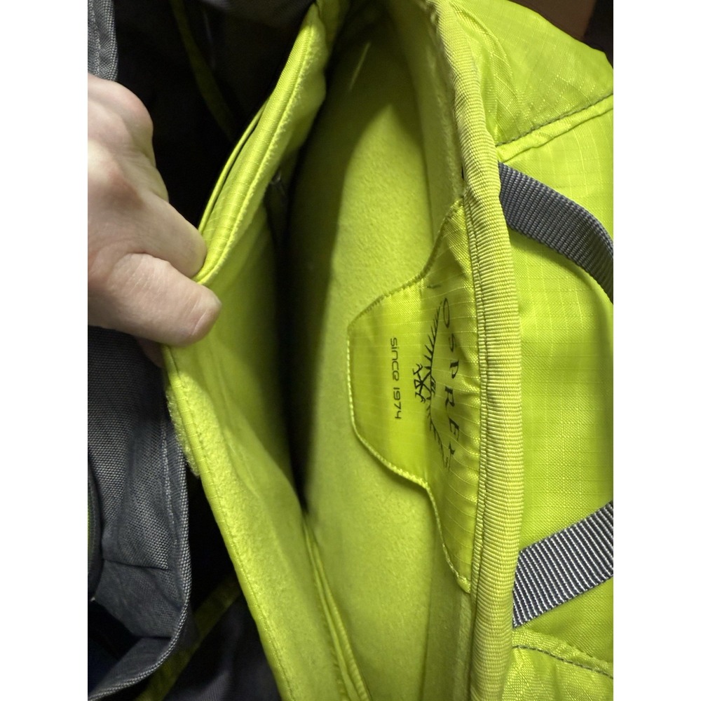 Osprey Pixel Portal Laptop DayPack Bag Backpack Shark Gray - Picture 4 of 12